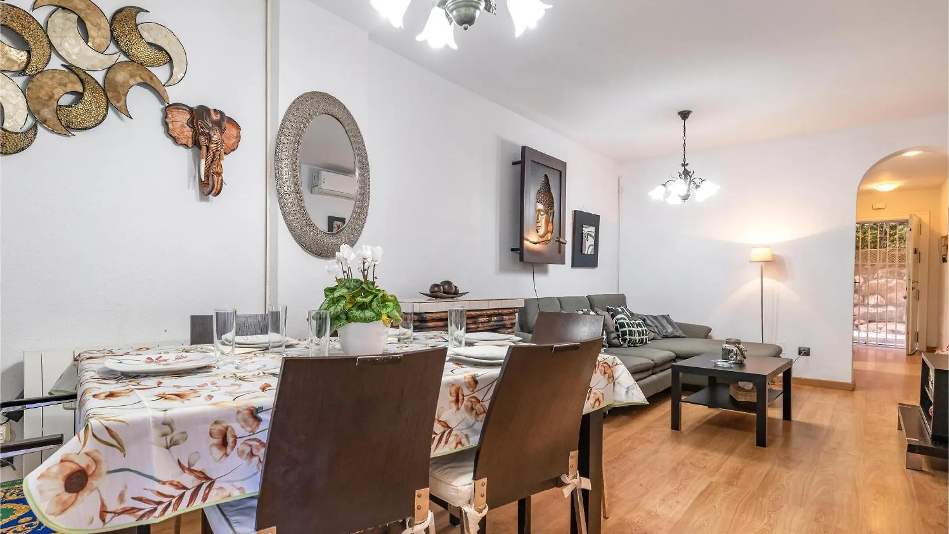 Cozy Apartment In Benalmadena With Kitchenette