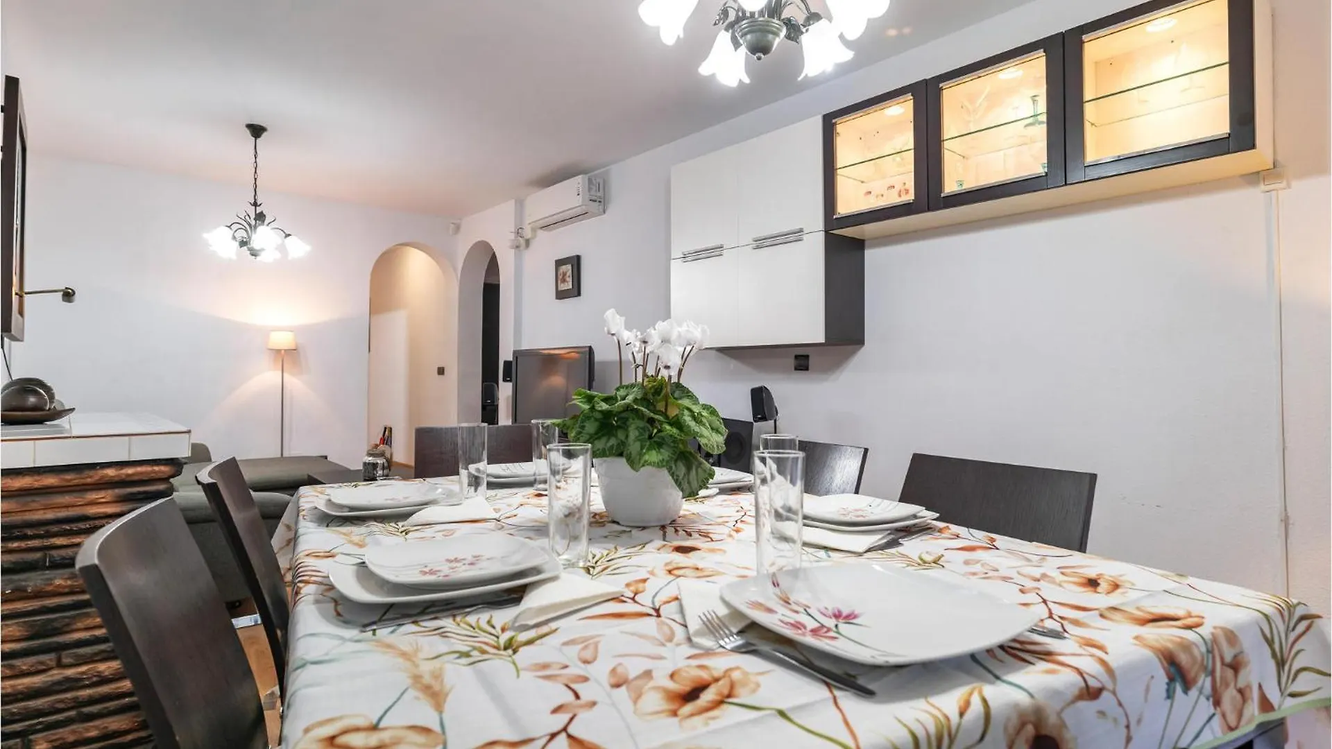 Cozy Apartment In Benalmadena With Kitchenette