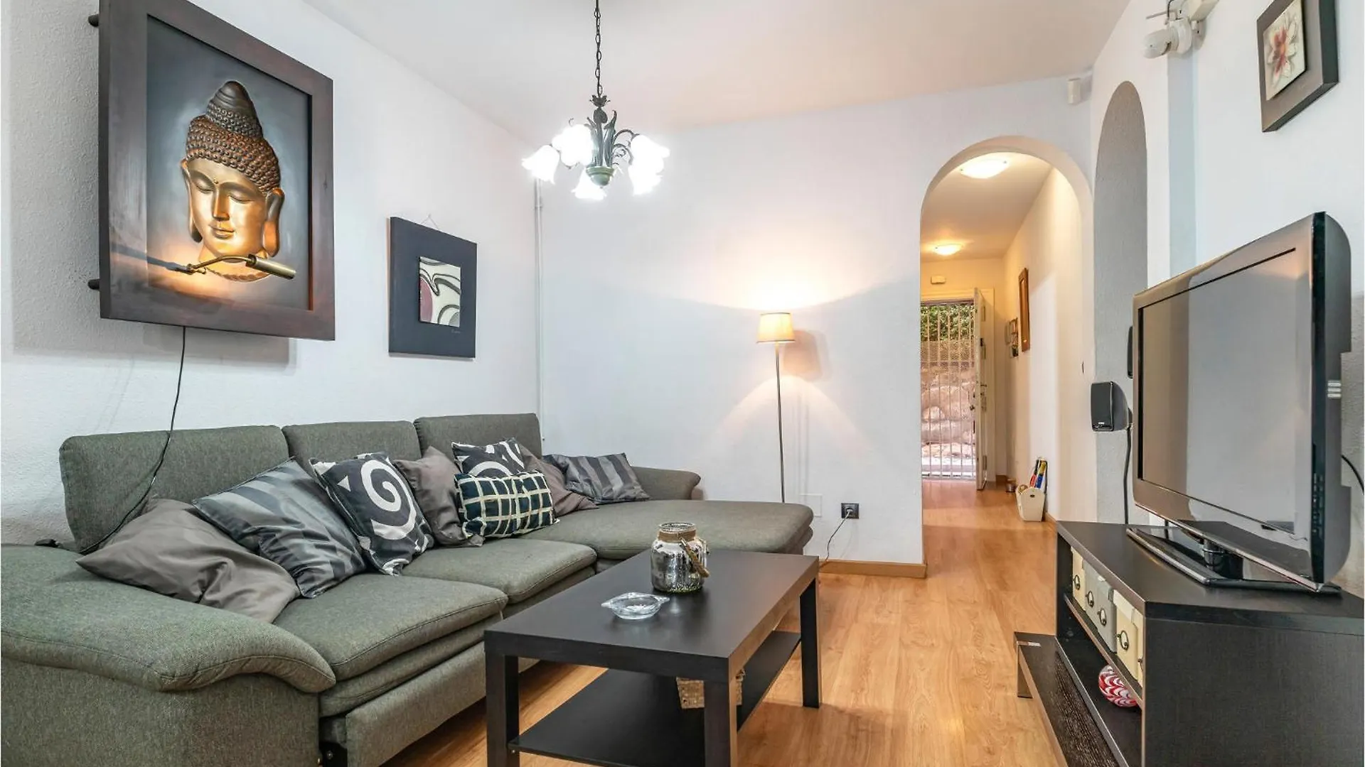 Cozy Apartment In Benalmadena With Kitchenette